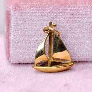 Unique 14K Real Yellow Gold Boat Pendant / Charm for Sea Lover